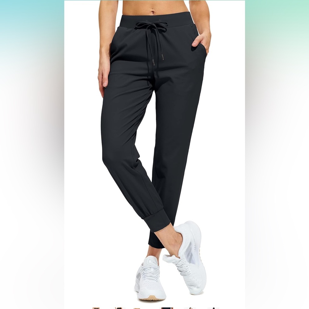 Joggers. black. Size XS